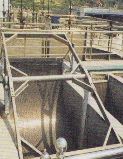 弧形格柵除污機